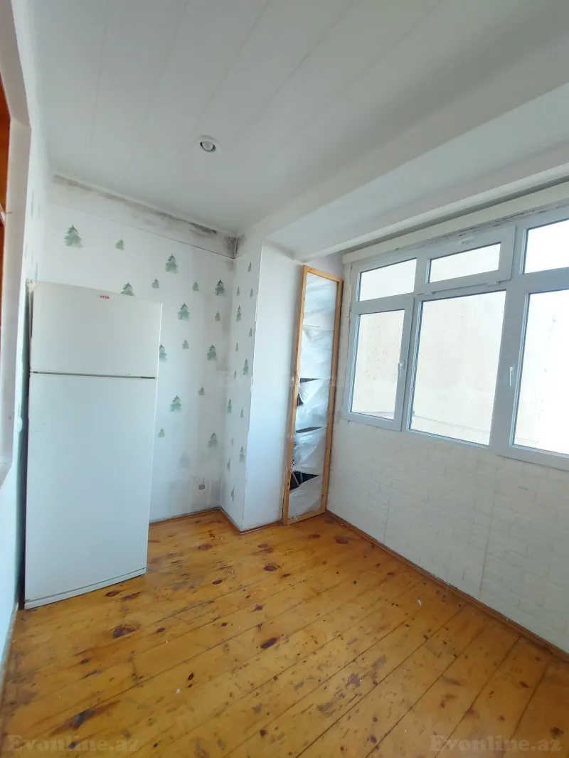 Satılır 2 otaqlı Mənzil Köhnə tikili 50 m² Yeni Günəşli - şəkil 13