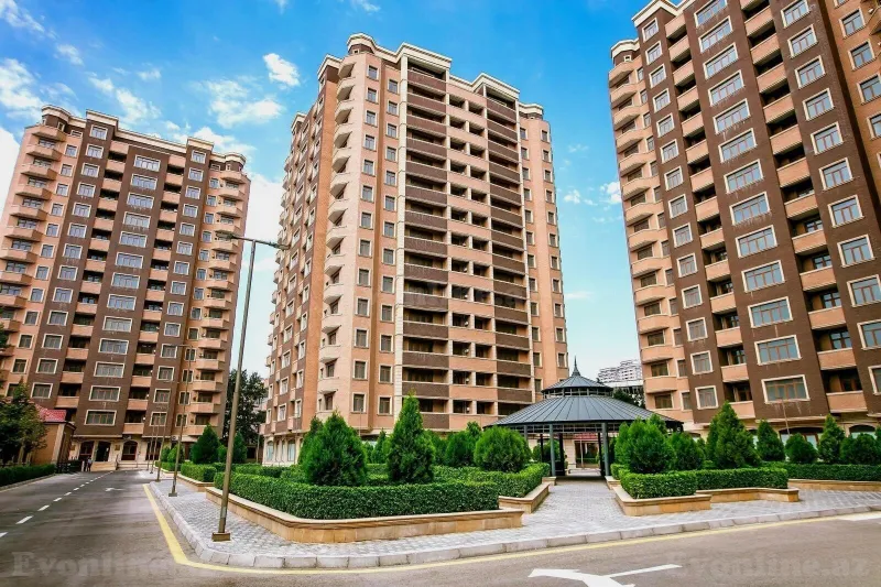 Bakı, Nəsimi r., 28 May m.da 1 otaqlı mənzil satılır