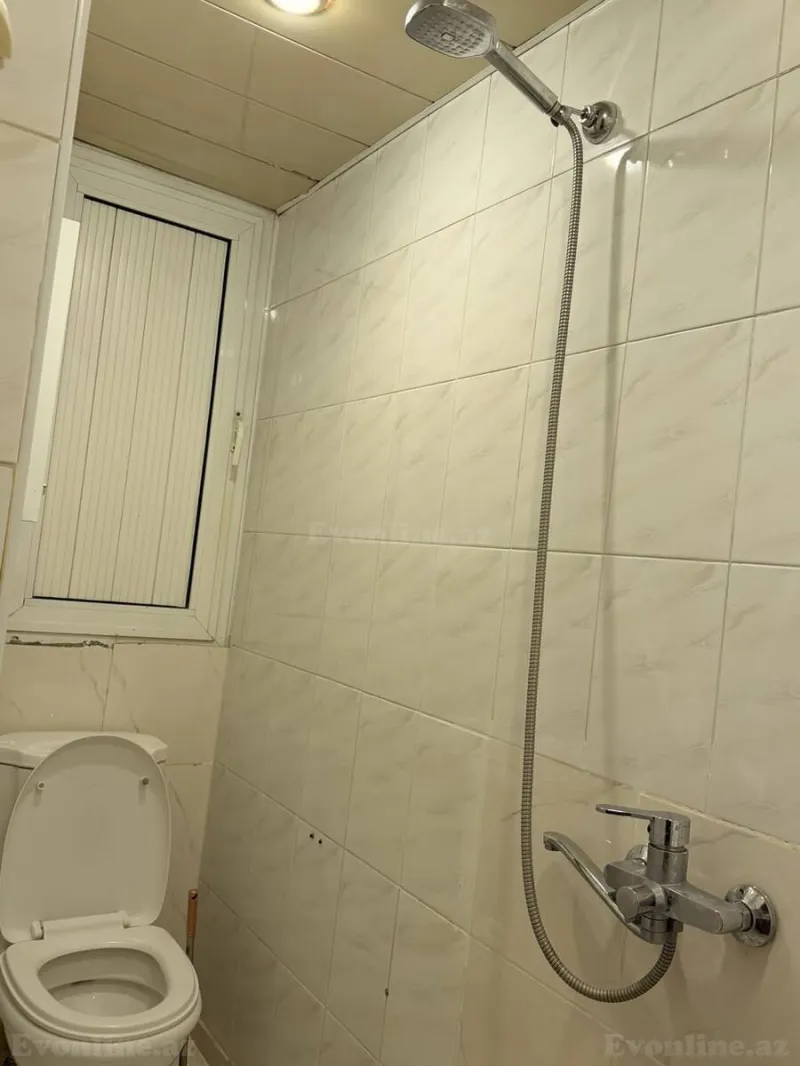 Kirayə verilir 2 otaqlı Mənzil Köhnə tikili 45 m² Memar Əcəmi m. - şəkil 7