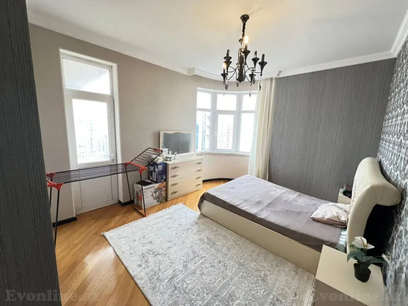 Satılır 3 otaqlı Mənzil Yeni tikili 147 m² Elmlər Akademiyası m. - şəkil 7