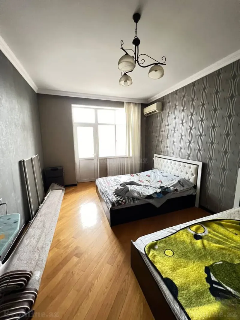 Satılır 3 otaqlı Mənzil Yeni tikili 147 m² Elmlər Akademiyası m. - şəkil 8