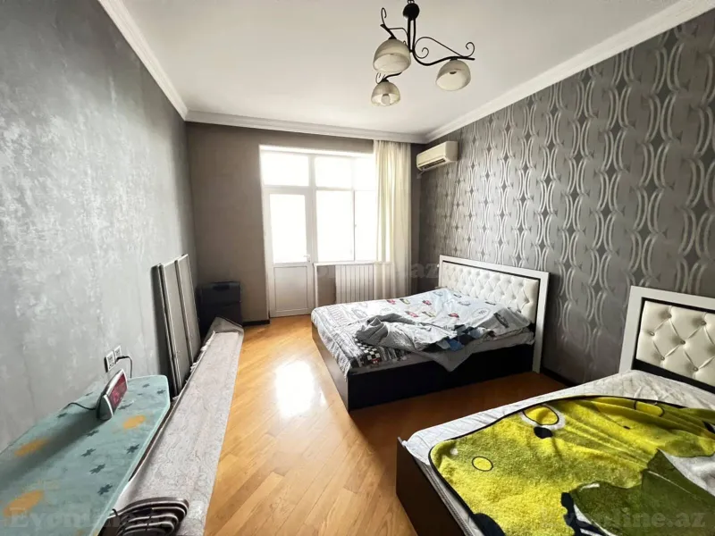 Satılır 3 otaqlı Mənzil Yeni tikili 147 m² Elmlər Akademiyası m. - şəkil 9
