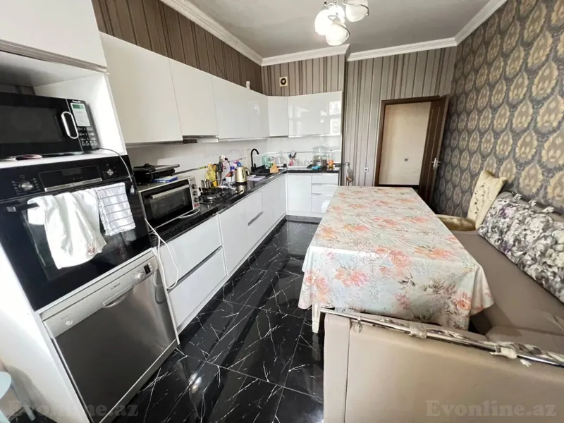 Satılır 3 otaqlı Mənzil Yeni tikili 147 m² Elmlər Akademiyası m. - şəkil 12