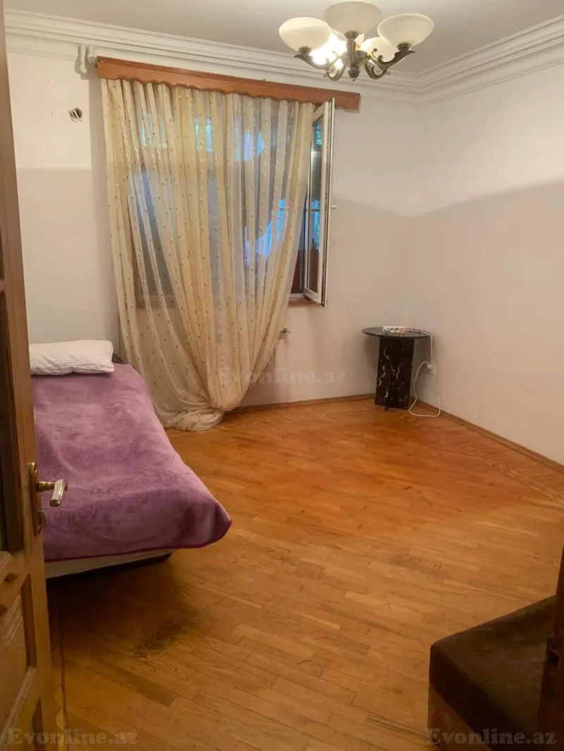 3 otaqlı Mənzil 92 m² Nəriman Nərimanov m. Kirayə verilir