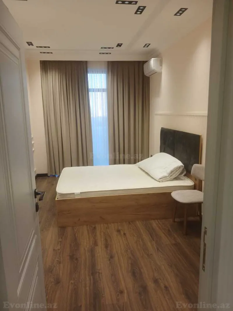 Kirayə verilir 3 otaqlı Mənzil Yeni tikili 130 m² 8 Noyabr m. - şəkil 16