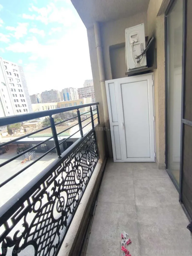 Kirayə verilir 4 otaqlı Mənzil Yeni tikili 180 m² Xətai r. - şəkil 12