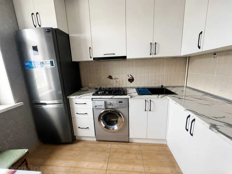 Kirayə verilir 2 otaqlı Mənzil Köhnə tikili 55 m² Azadlıq prospekti m. - şəkil 8