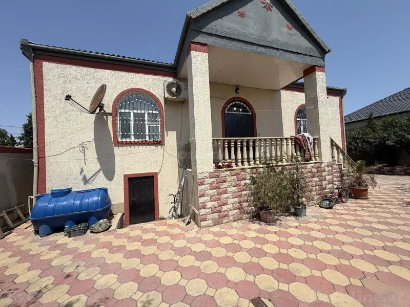 Bakı, Sabunçu r., Yeni Ramanada 4 otaqlı həyət evi satılır