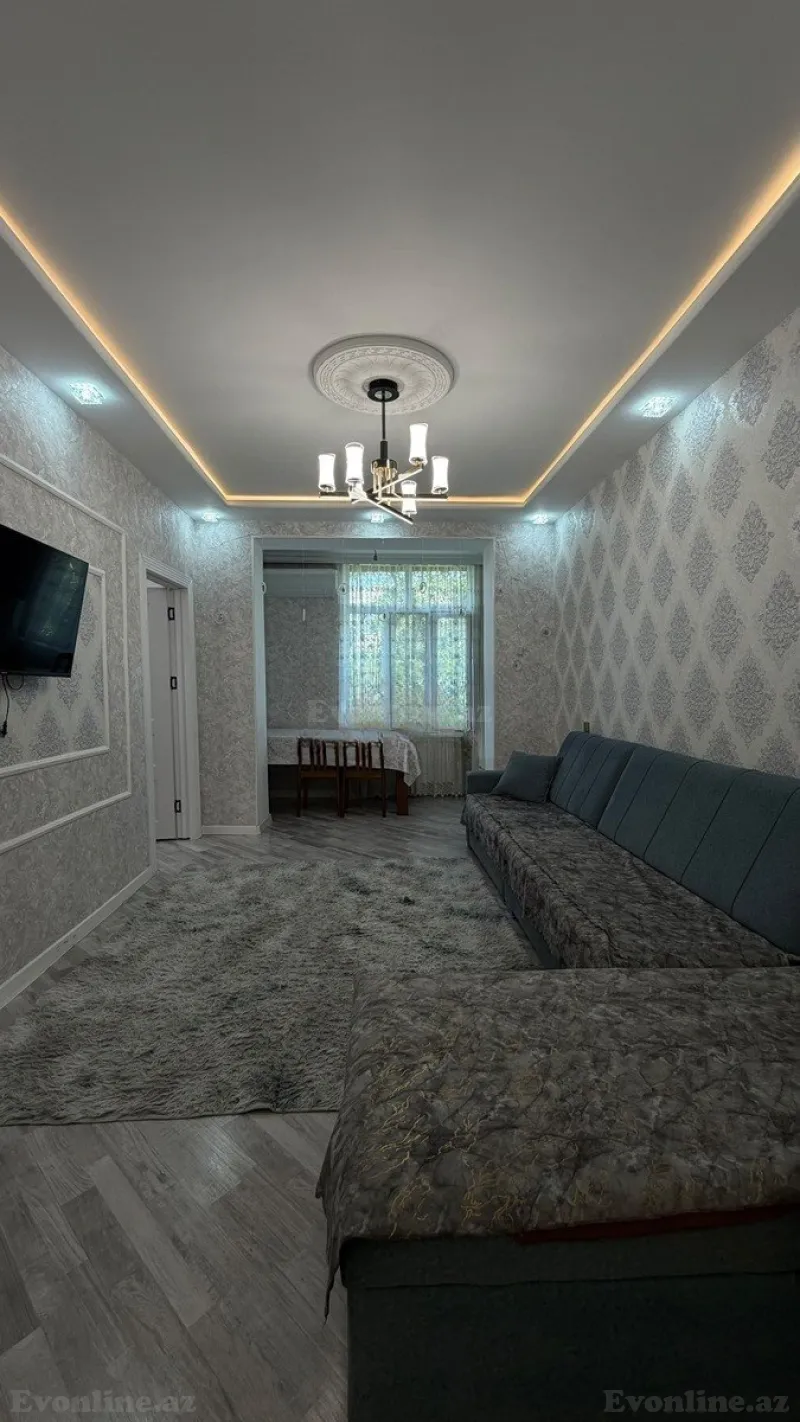 Xırdalanda 3 otaqlı mənzil satılır