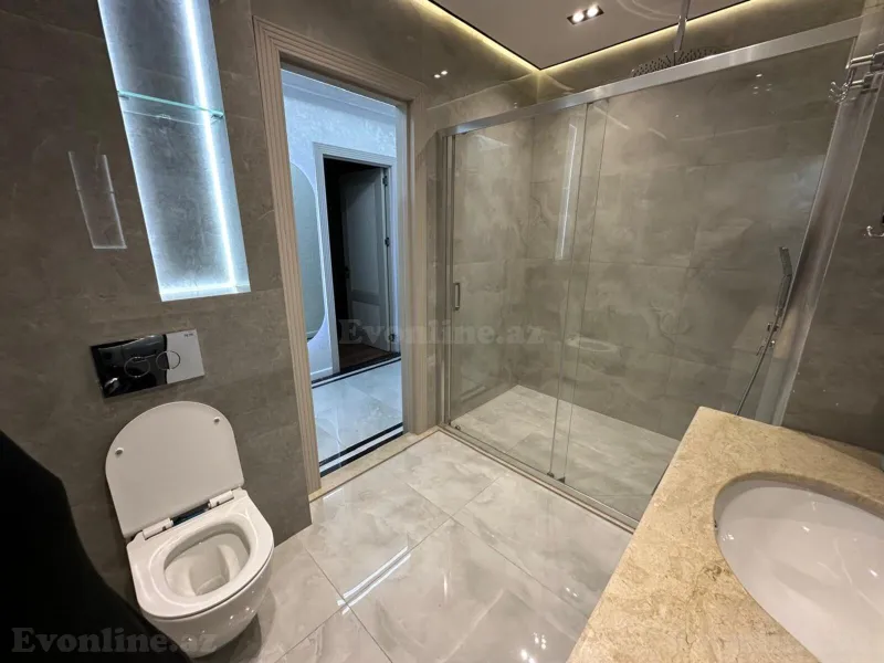 Kirayə verilir 3 otaqlı Mənzil Yeni tikili 100 m² Gənclik m. - şəkil 17