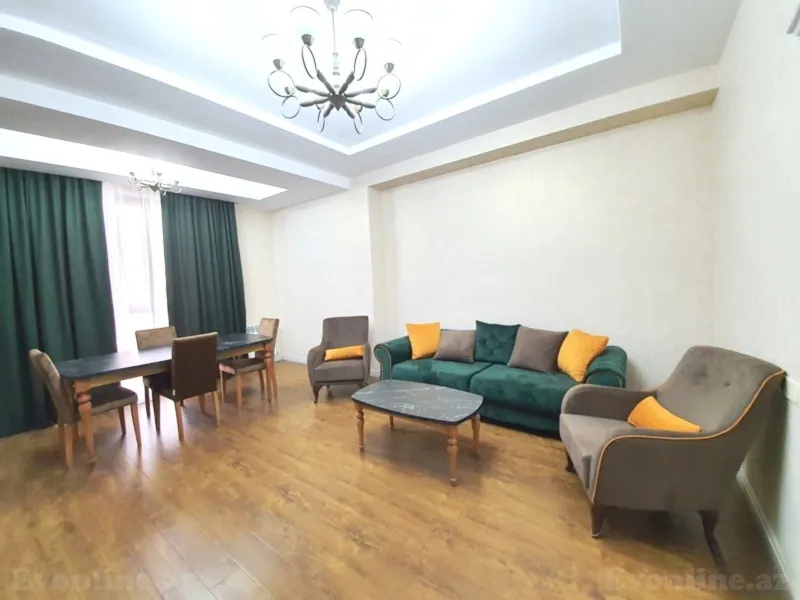 Bakı, Nəsimi r., 28 May m.da 3 otaqlı mənzil satılır