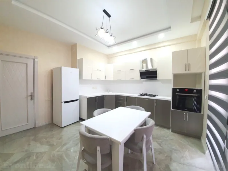 Satılır 3 otaqlı Mənzil Yeni tikili 130 m² 28 May m. - şəkil 14