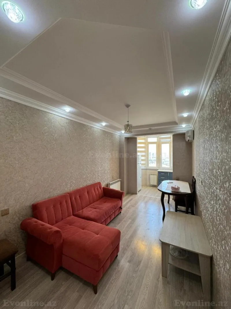 2 otaqlı Mənzil 50 m² İnşaatçılar m. Satılır