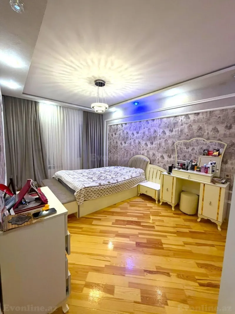 Satılır 4 otaqlı Mənzil Köhnə tikili 100 m² 20 Yanvar m. - şəkil 4