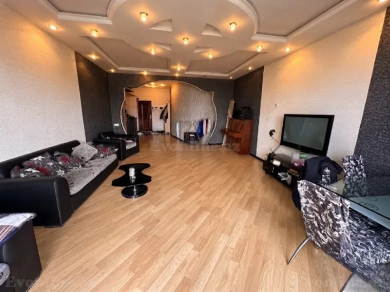 Satılır 3 otaqlı Mənzil Yeni tikili 127 m² Nizami m. - şəkil 2