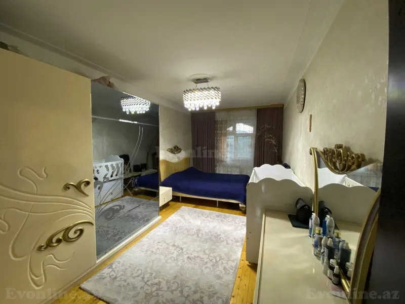 Satılır 4 otaqlı Mənzil Köhnə tikili 100 m² Yeni Günəşli - şəkil 6