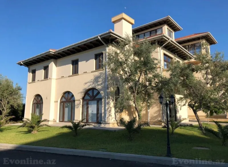 6 otaqlı Həyət evi 500 m² Sea Breeze Kirayə verilir