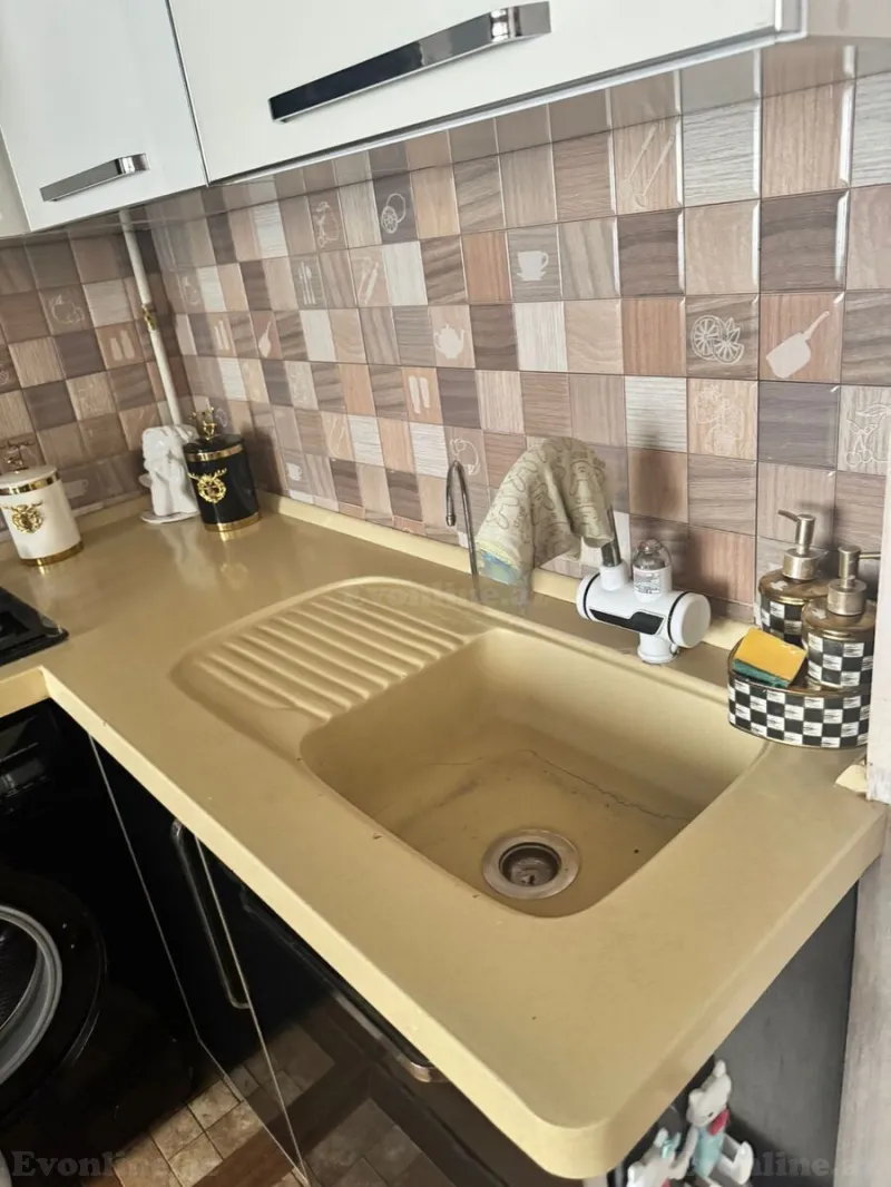Kirayə verilir 2 otaqlı Mənzil Köhnə tikili 68 m² Nərimanov r. - şəkil 12