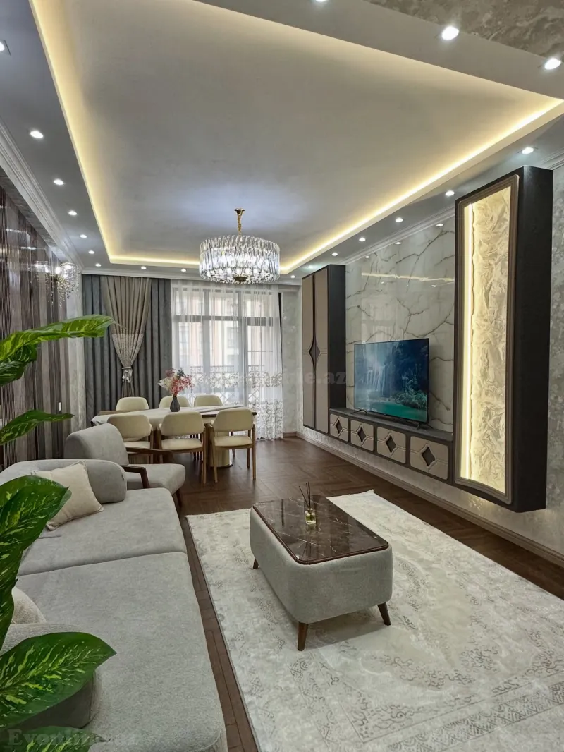 3 otaqlı Mənzil 127 m² Qara Qarayev m. Satılır