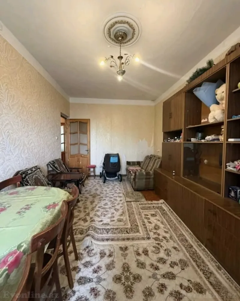 Satılır 3 otaqlı Mənzil Köhnə tikili 77 m² Əhmədli m. - şəkil 2