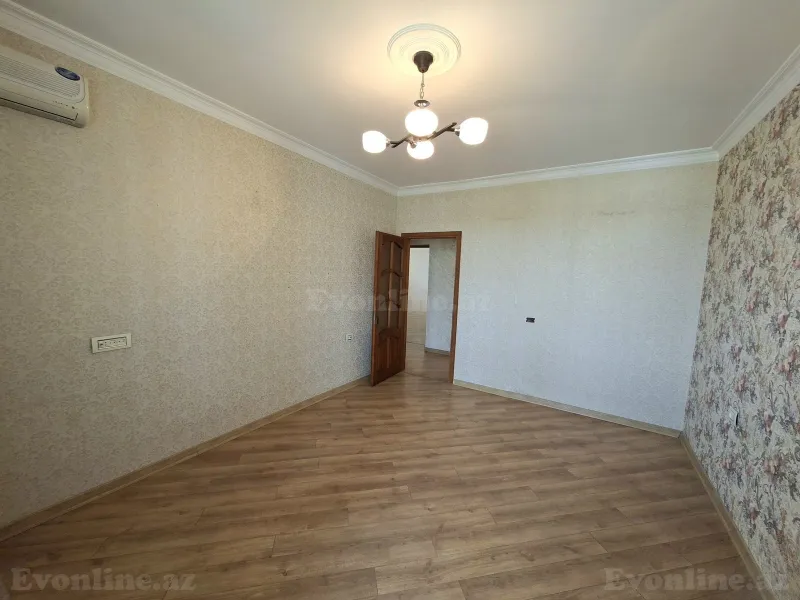 Satılır 2 otaqlı Mənzil Köhnə tikili 65 m² 8-ci mikrorayon - şəkil 15