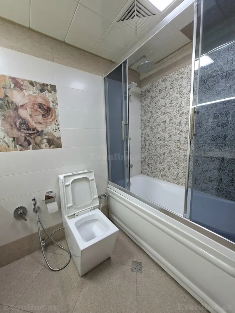 Satılır 2 otaqlı Mənzil Köhnə tikili 65 m² 8-ci mikrorayon - şəkil 16