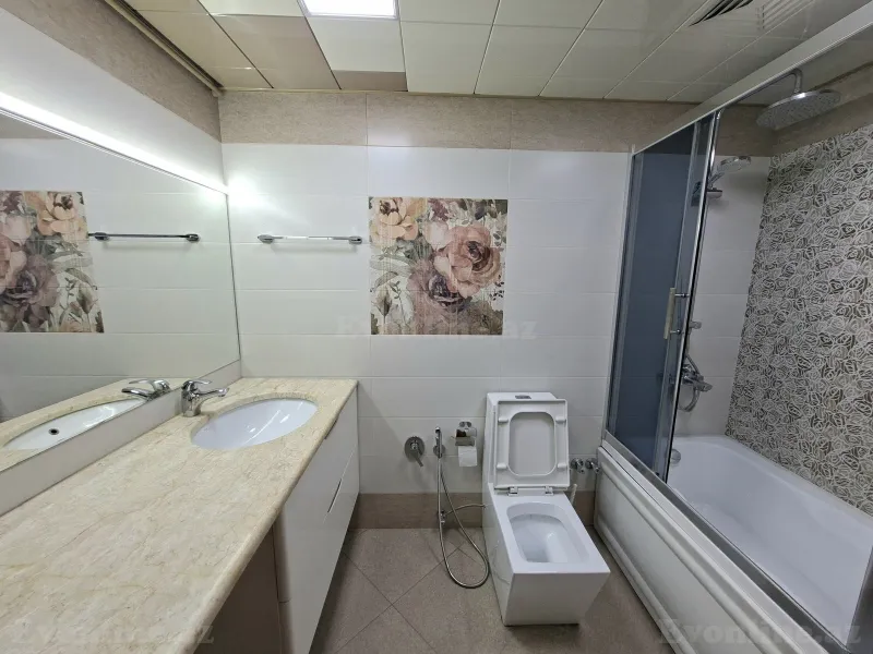 Satılır 2 otaqlı Mənzil Köhnə tikili 65 m² 8-ci mikrorayon - şəkil 17