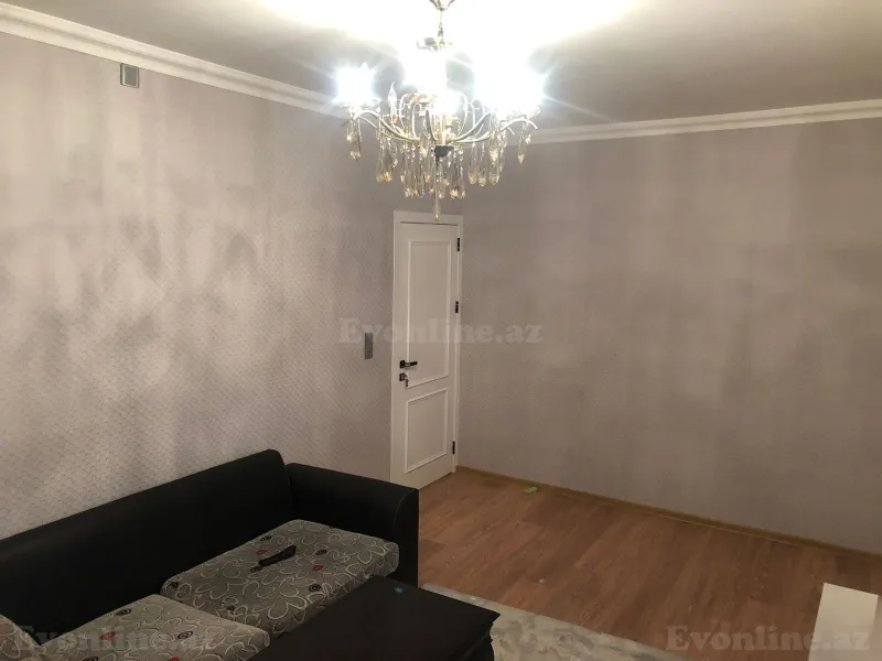 Satılır 3 otaqlı Mənzil Köhnə tikili 80 m² Gənclik m. - şəkil 4