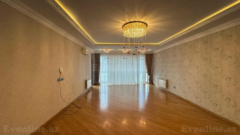 Kirayə verilir 3 otaqlı Mənzil Yeni tikili 215 m² Xətai r. - şəkil 2