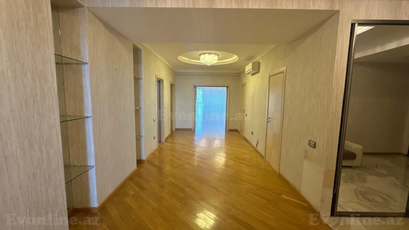 Kirayə verilir 3 otaqlı Mənzil Yeni tikili 215 m² Xətai r. - şəkil 17