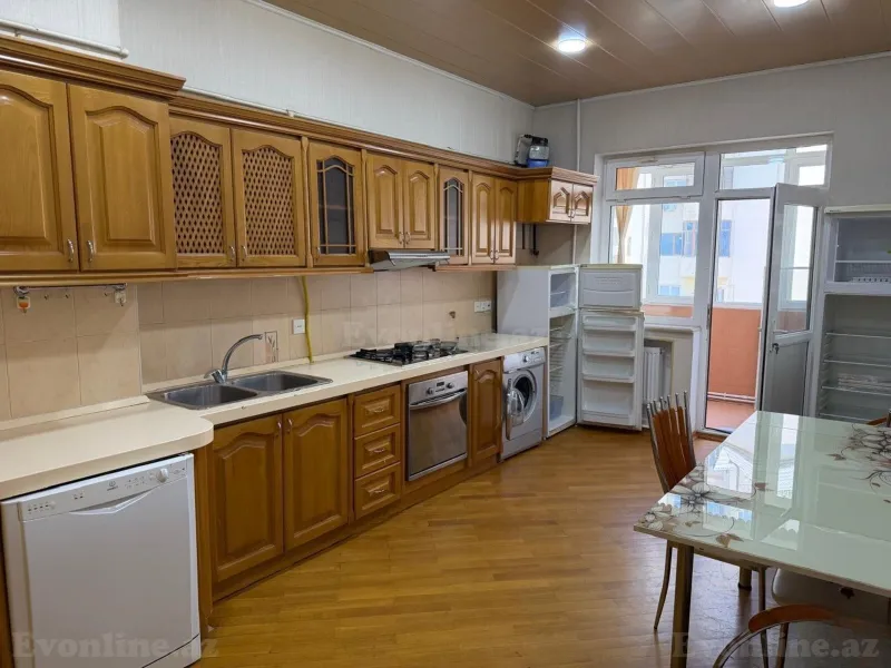 Kirayə verilir 3 otaqlı Mənzil Yeni tikili 165 m² Nəriman Nərimanov m. - şəkil 6