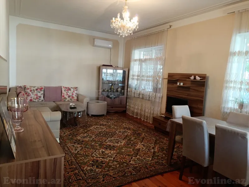 Satılır 5 otaqlı Həyət evi 200 m² Qaraçuxur - şəkil 2