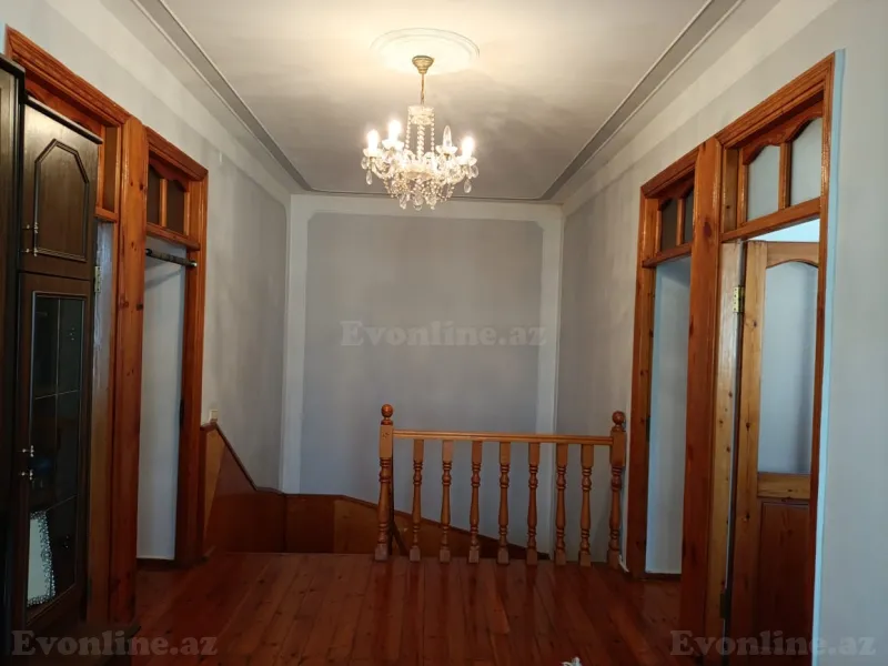 Satılır 5 otaqlı Həyət evi 200 m² Qaraçuxur - şəkil 8
