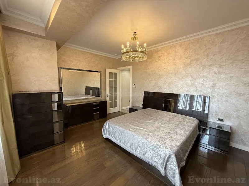 Kirayə verilir 3 otaqlı Mənzil Yeni tikili 165 m² Nərimanov r. - şəkil 11