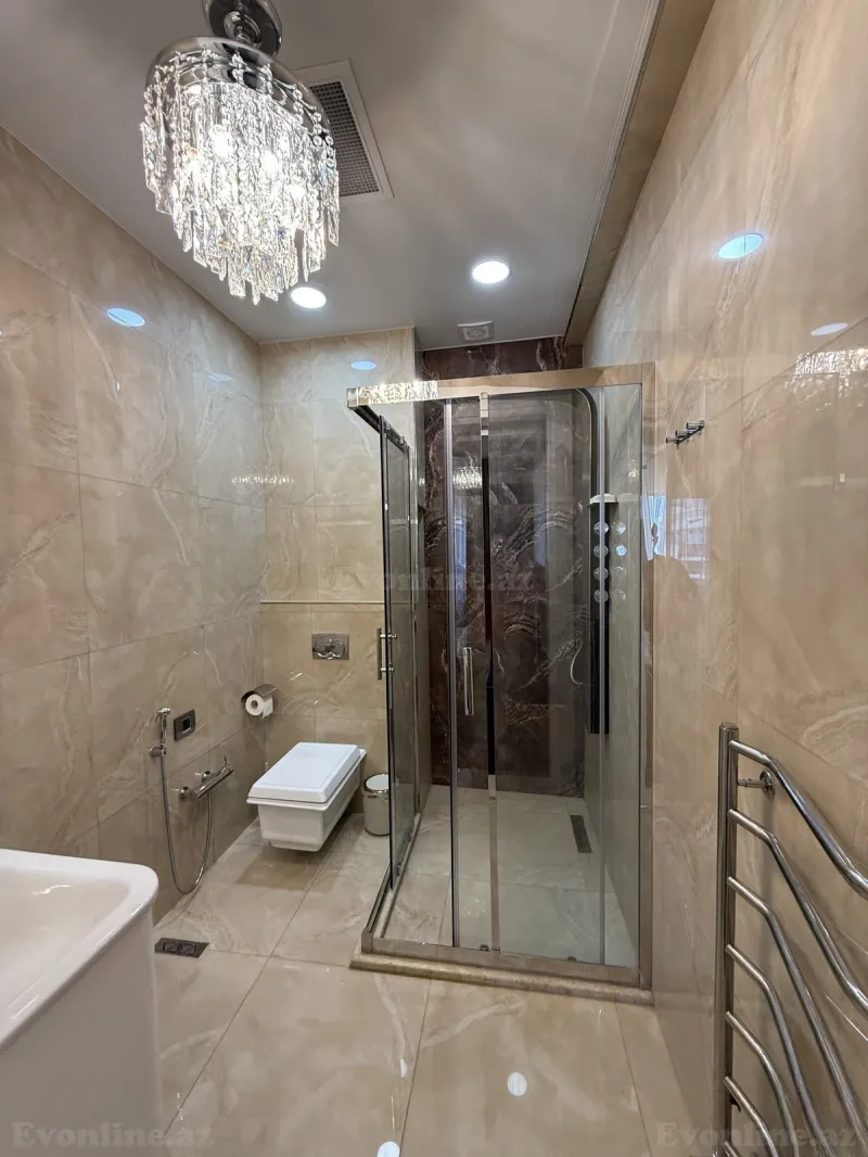 Kirayə verilir 3 otaqlı Mənzil Yeni tikili 165 m² Nərimanov r. - şəkil 14