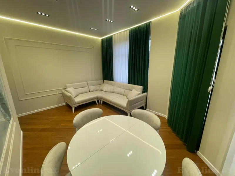 Satılır 2 otaqlı Mənzil Yeni tikili 70 m² Xətai r. - şəkil 2