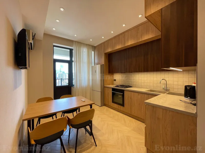 Kirayə verilir 3 otaqlı Mənzil Yeni tikili 111 m² 28 May m. - şəkil 10