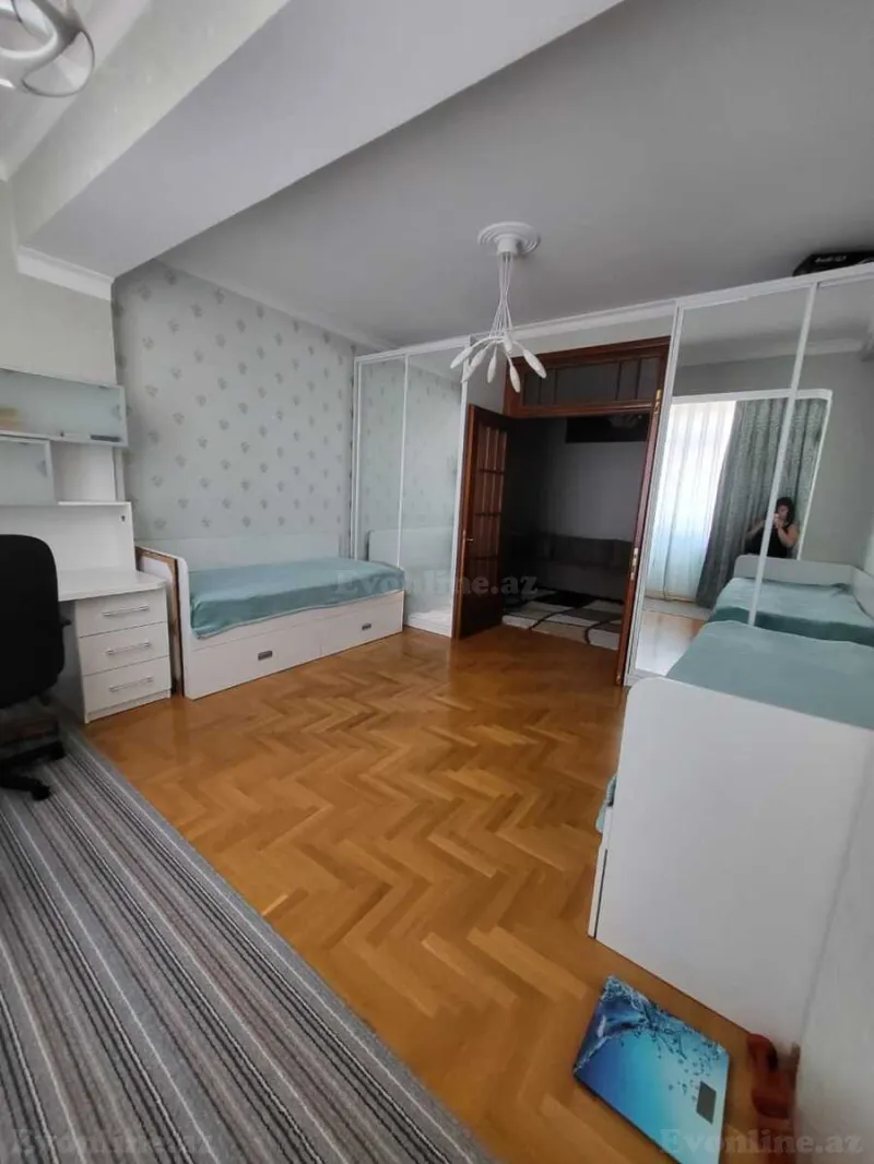 Kirayə verilir 3 otaqlı Mənzil Yeni tikili 140 m² Nizami m. - şəkil 8