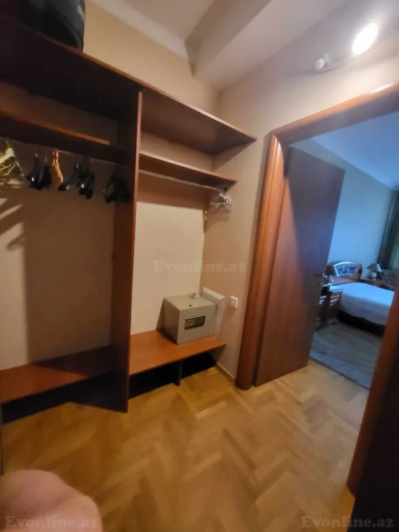 Kirayə verilir 3 otaqlı Mənzil Yeni tikili 140 m² Nizami m. - şəkil 18