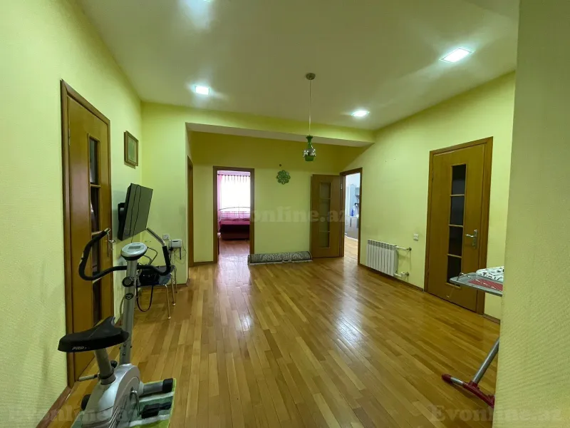 Kirayə verilir 3 otaqlı Mənzil Yeni tikili 120 m² İnşaatçılar m. - şəkil 5
