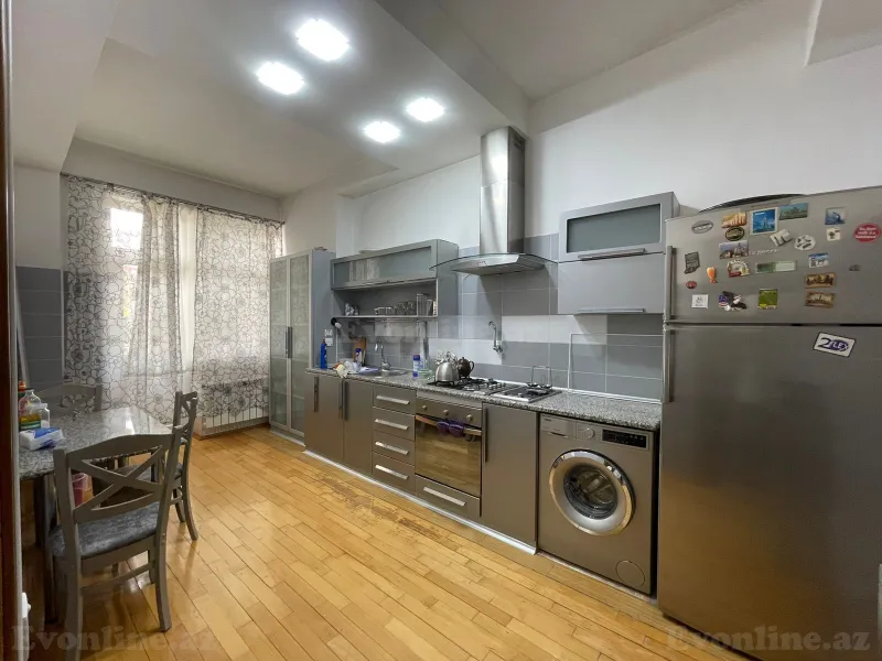 Kirayə verilir 3 otaqlı Mənzil Yeni tikili 120 m² İnşaatçılar m. - şəkil 7
