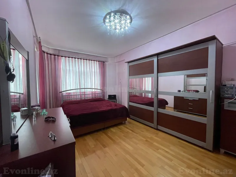 Kirayə verilir 3 otaqlı Mənzil Yeni tikili 120 m² İnşaatçılar m. - şəkil 9