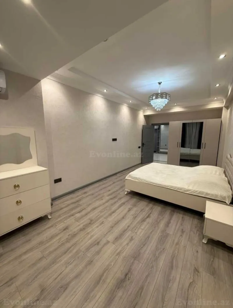 Kirayə verilir 3 otaqlı Mənzil Yeni tikili 150 m² Xətai r. - şəkil 6