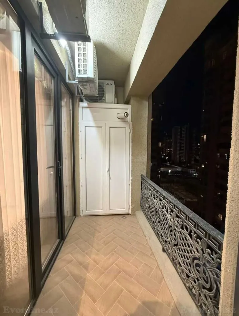 Kirayə verilir 3 otaqlı Mənzil Yeni tikili 150 m² Xətai r. - şəkil 13