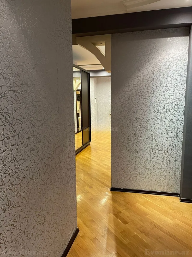 Satılır 3 otaqlı Mənzil Yeni tikili 160 m² Xətai r. - şəkil 14