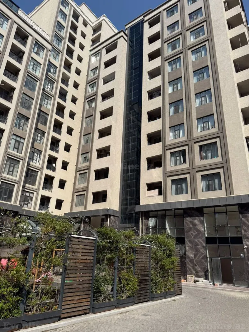 Satılır 4 otaqlı Mənzil Yeni tikili 117 m² Nərimanov r. - şəkil 3