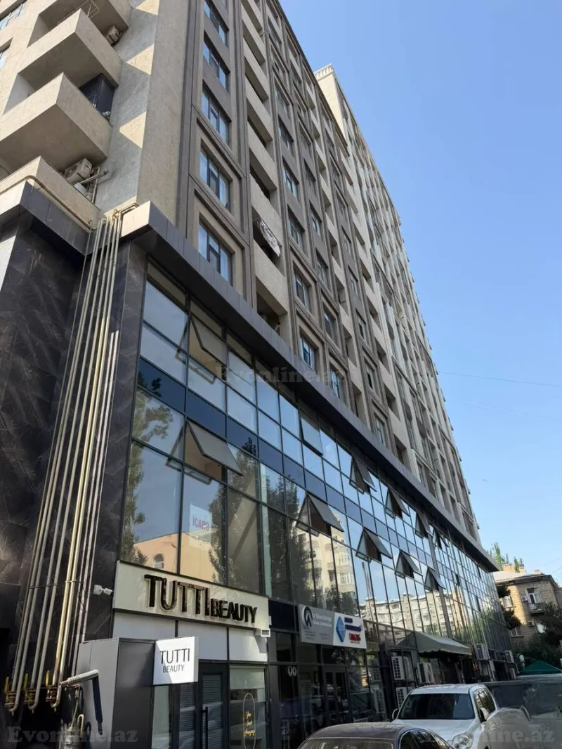 Satılır 4 otaqlı Mənzil Yeni tikili 117 m² Nərimanov r. - şəkil 4