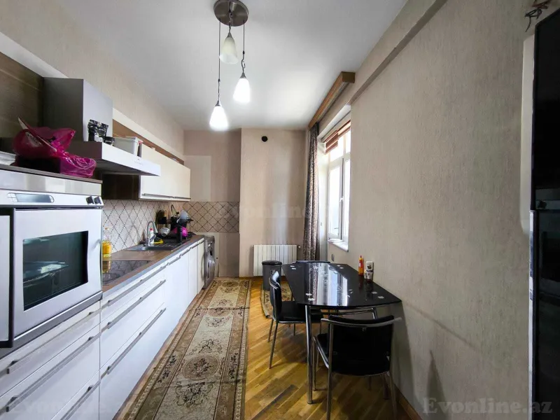Kirayə verilir 3 otaqlı Mənzil Yeni tikili 150 m² 28 May m. - şəkil 5