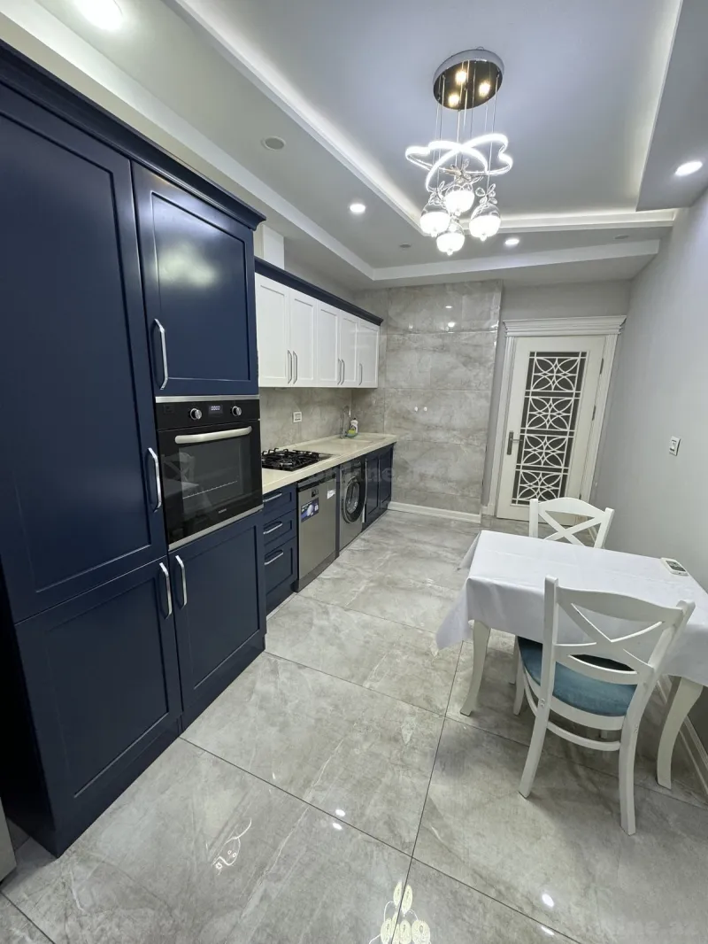 Kirayə verilir 3 otaqlı Mənzil Yeni tikili 140 m² Xətai r. - şəkil 7