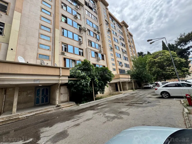 Satılır 4 otaqlı Mənzil Köhnə tikili 100 m² Bakıxanov - şəkil 10